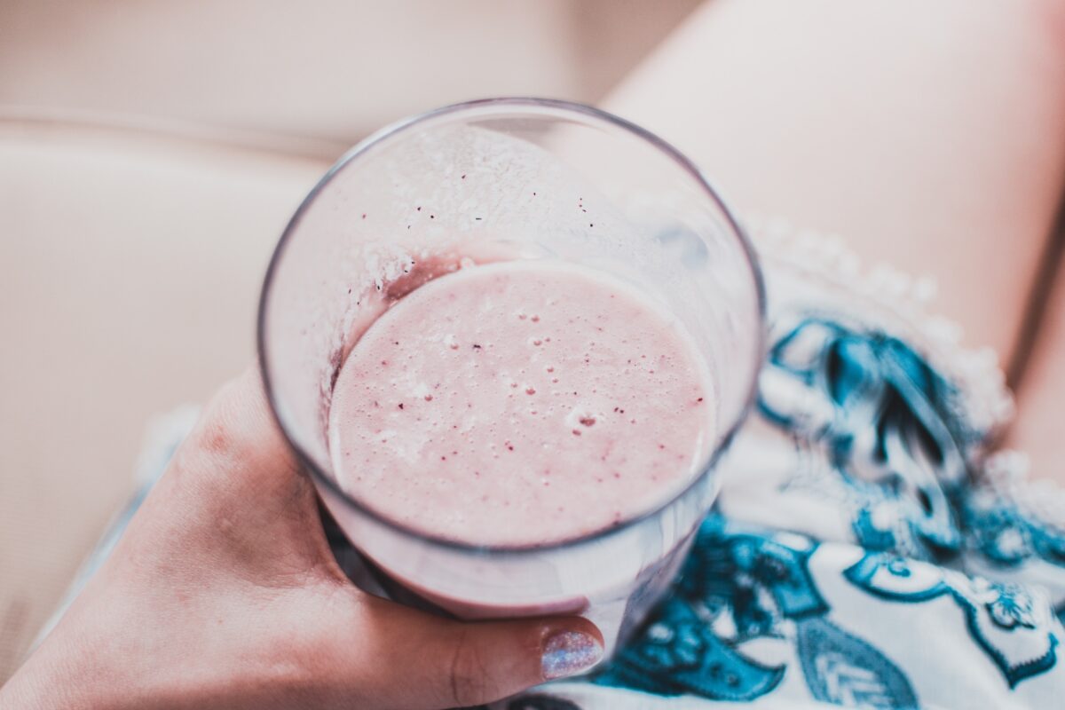 2 Protein Smoothie Recipes to Tackle the Back to School Rush